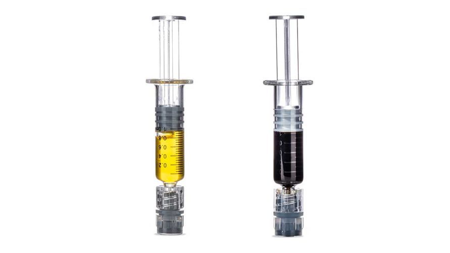When it comes to comparing Distillate vs Oil, many people confuse one for the other. It is important to note that they do not mean the same thing.