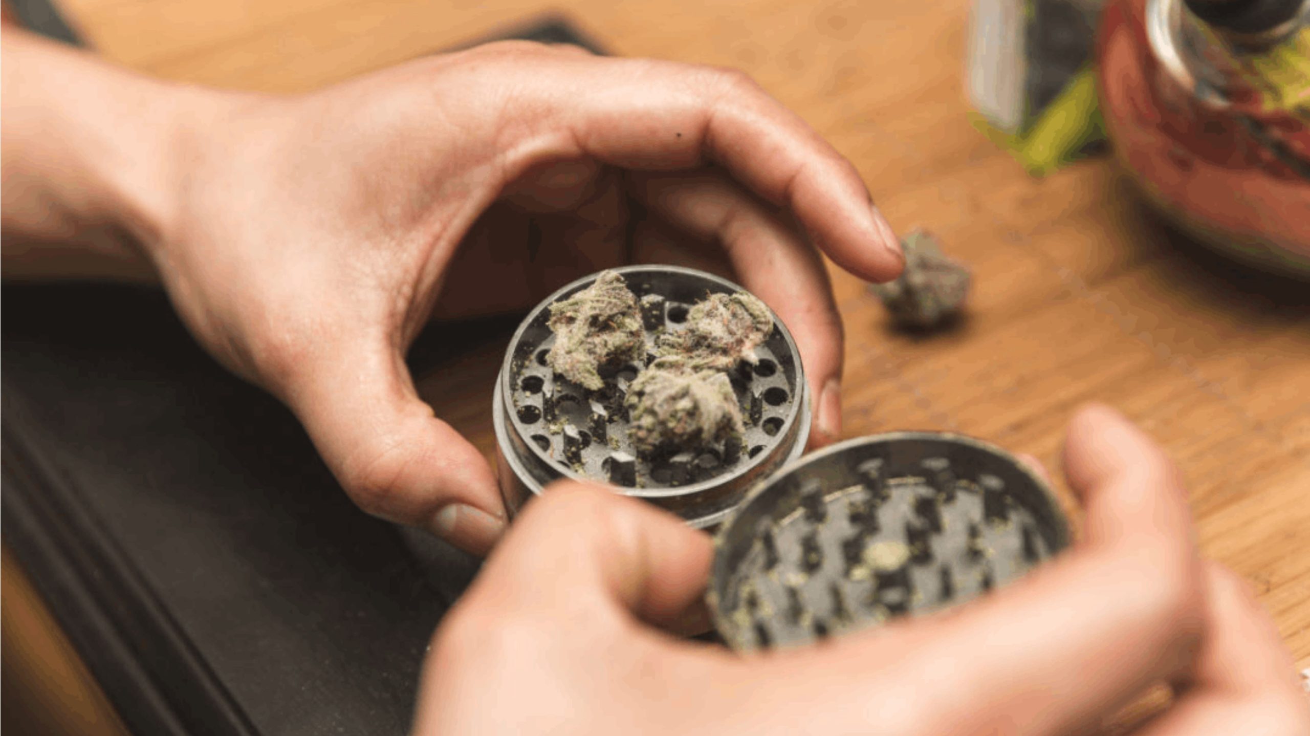 If you're wondering whether you need a weed grinder, the answer is yes! Using a grinder for your cannabis comes with a range of benefits that can greatly enhance your overall experience.