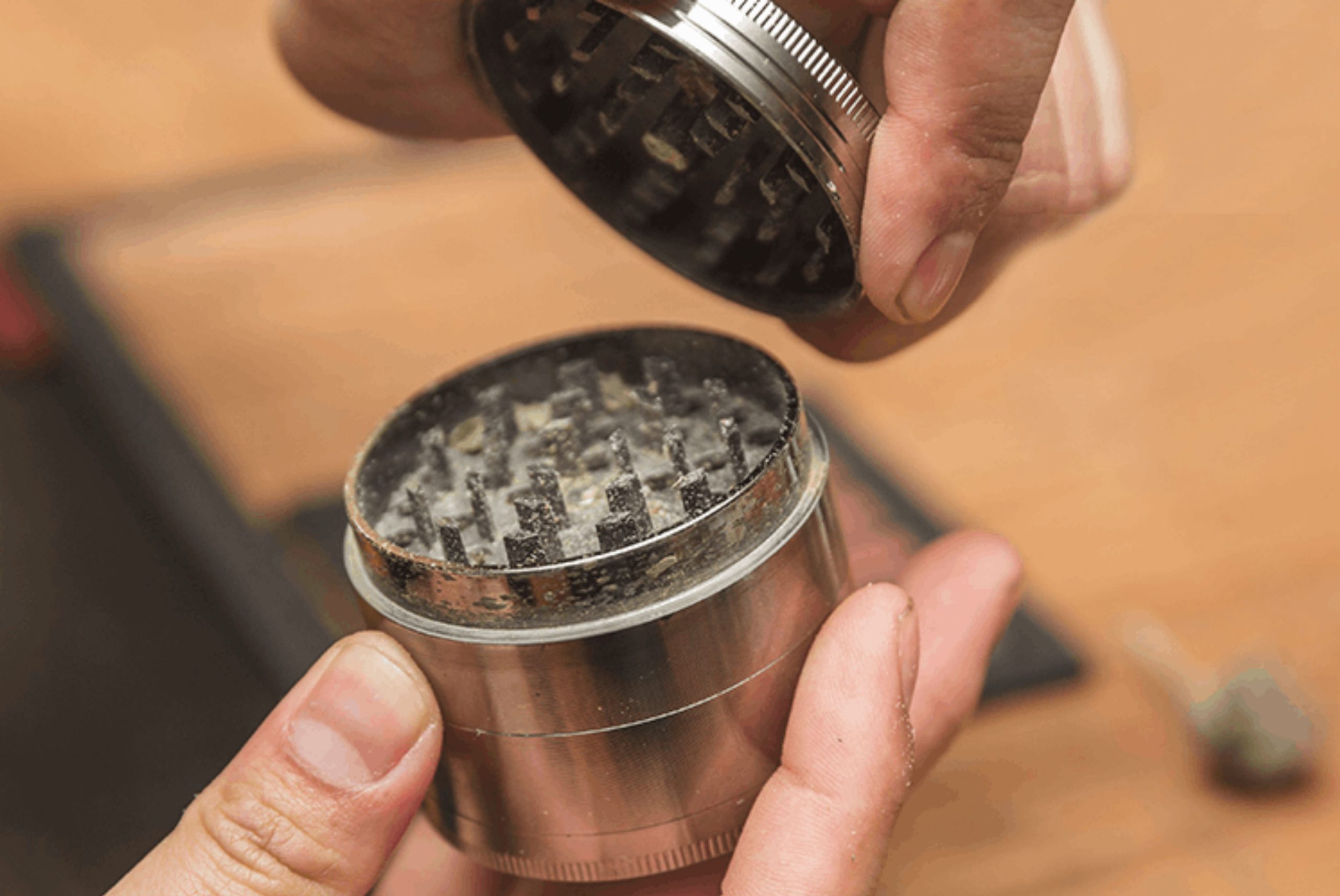 In this expert guide, we'll learn about how to use a weed grinder, including why it's beneficial and how to do it step-by-step. Keep on reading blog.