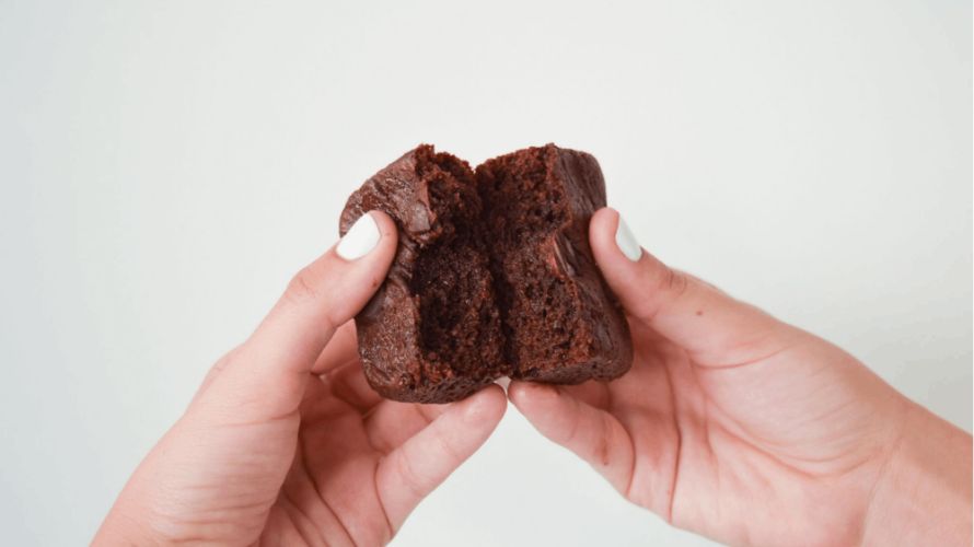 It's essential to know how to dose edibles to avoid an unpleasant experience. Unlike smoking, edibles take longer to take effect, and the effects are usually stronger and longer-lasting. 