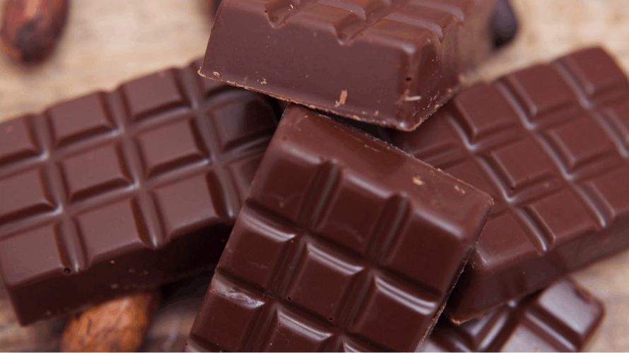 Your favourite candy bar with a THC surprise! At a well-equipped online dispensary, you’ll find different chocolate bars, from white to extra dark.