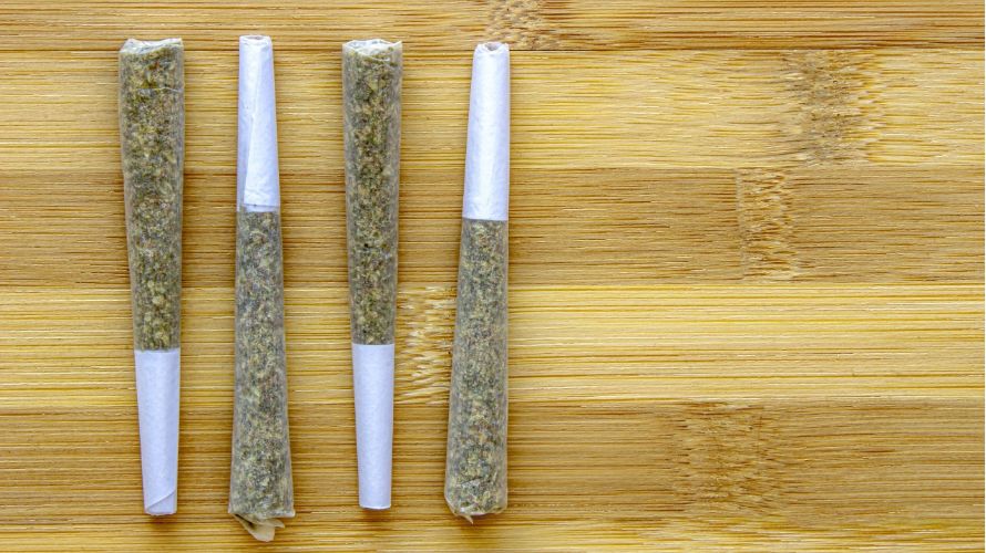 Pre-rolled joints are a convenient option for those who want to skip the rolling process. These joints come ready to smoke, often in a variety of strains.