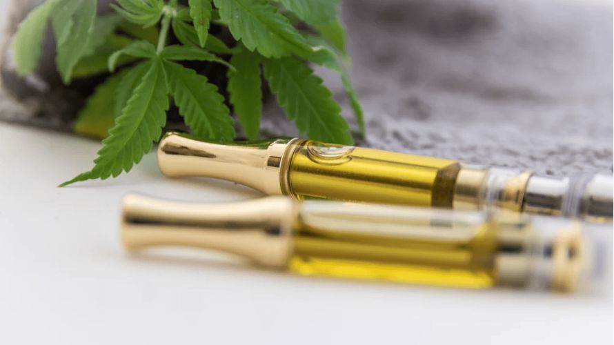 Weed cartridges contain different types of weed extracts or concentrates. 