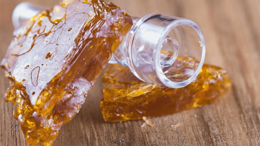 Why should you buy live resin Canada? Here are reasons why you should consider living resin during your next visit to an online weed dispensary: 