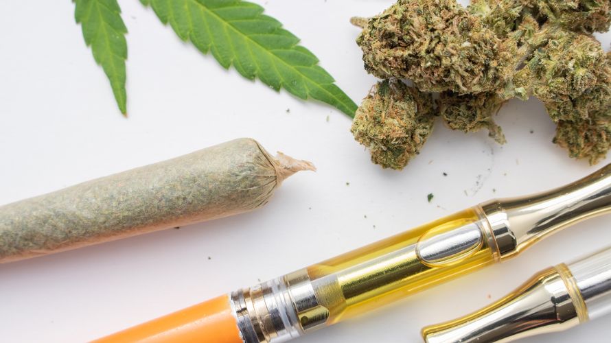 Buying pot online in Canada will give you access to premium and rare products- all in one place.