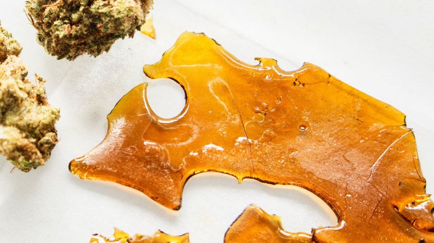 There are many types of cannabis concentrates online. Here are the 5 most popular weed concentrates at our online weed dispensary in Canada.